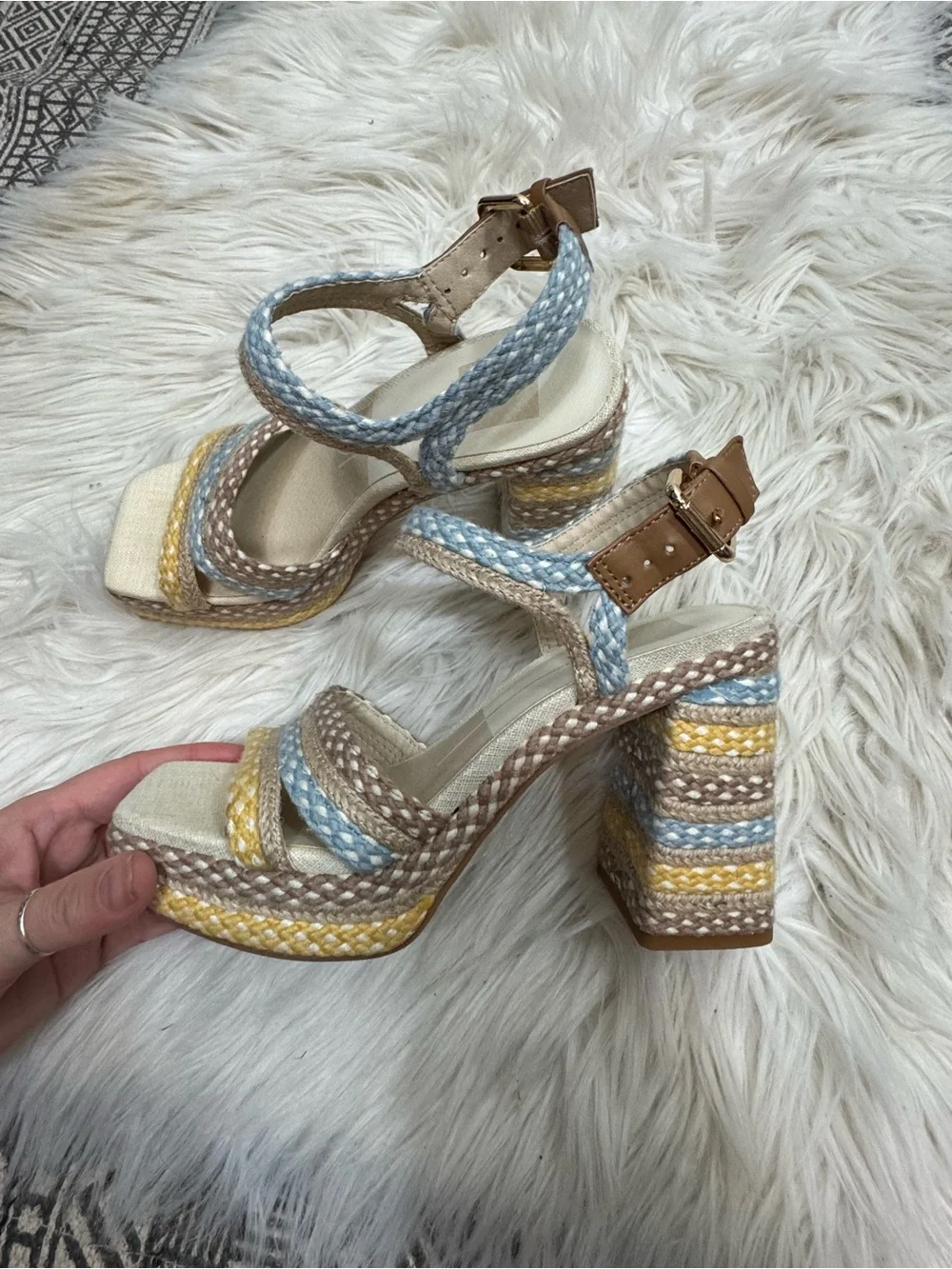 Dolce Vita brand woven